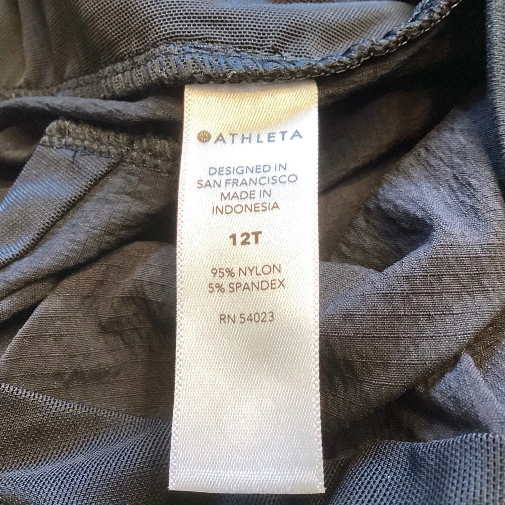 Athleta Trekkie North Crop 23 Jogger Black Hiking Pants 12T Camping - Picture 11 of 12